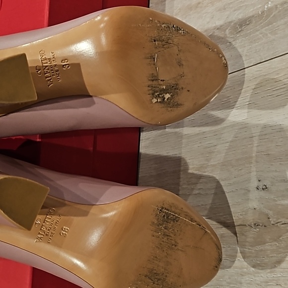 Womens Valentino Garavani boots - Picture 6 of 6